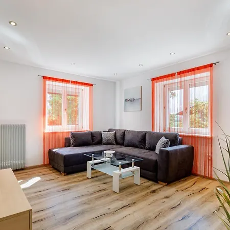 Apartment Viktoria *
