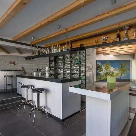 Viktoria Apartment